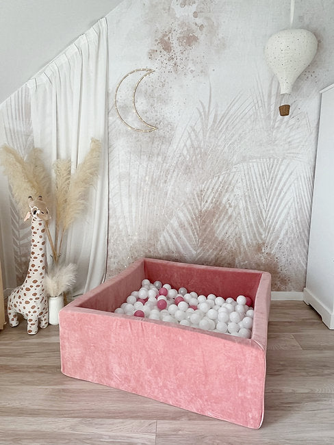 Moje. Moje. Vierkant Ballenbad - 106x106x40 cm - Soft Velvet - Dark Pink - Decomusy