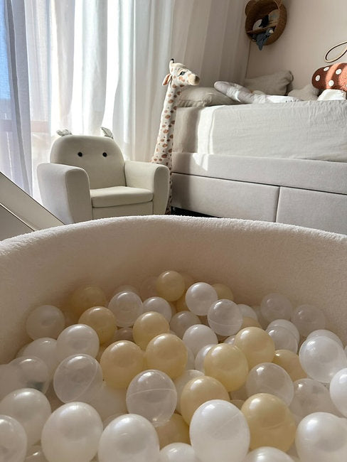 Moje. Moje. Ballenbad - 90x30 cm - Teddy White - Decomusy