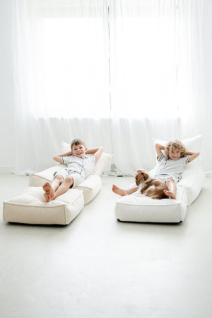 Moje. Moje. Bouclé Beanbag Zitzak - White - Decomusy