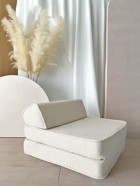 Moje. Moje. Bouclé Lounger Cream - Decomusy