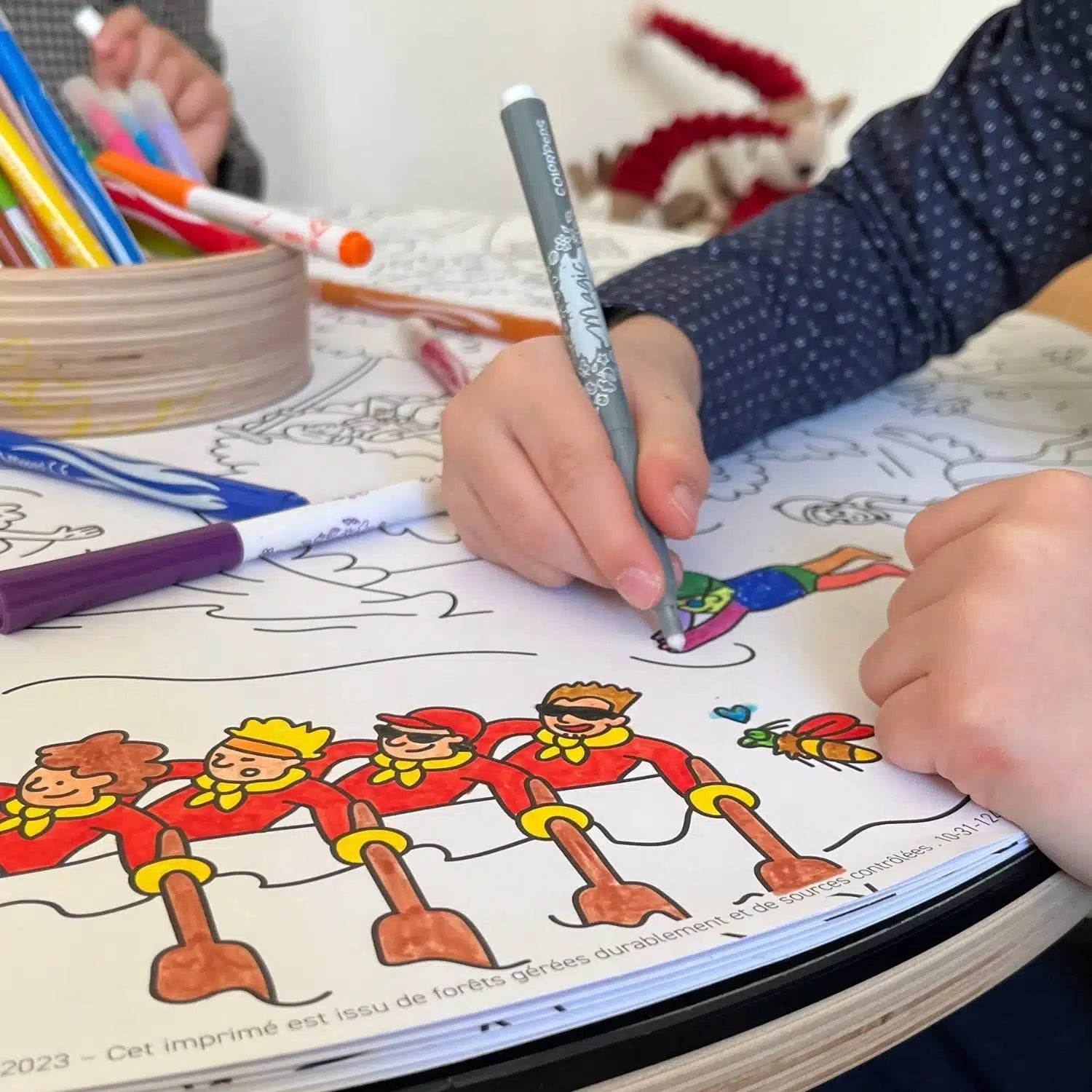 Drawin'Kids Drawin'Kids Drawin'table XXL kindertafel + 4 krukjes - Decomusy