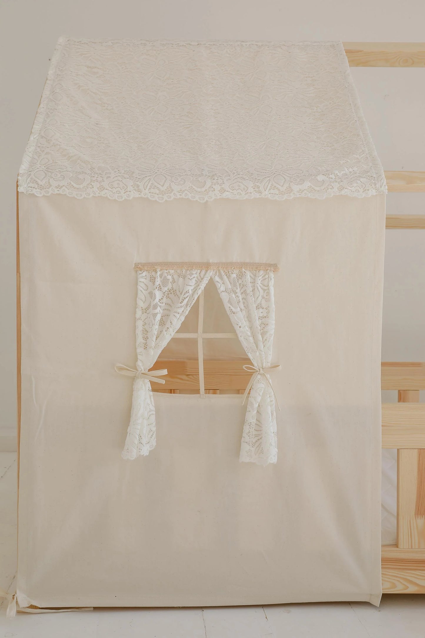 Moi Mili Moi Mili Hemelbed in de vorm van een huis - Boho White - Decomusy