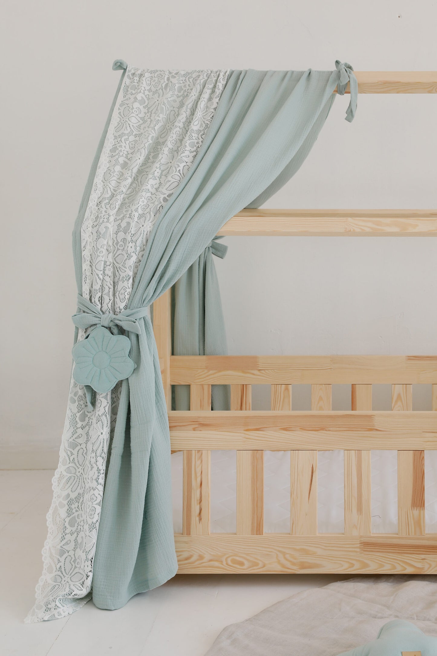Moi Mili Moi Mili Mousseline Boho Bedhemel met kant voor Bedhuisje - Mint - Decomusy