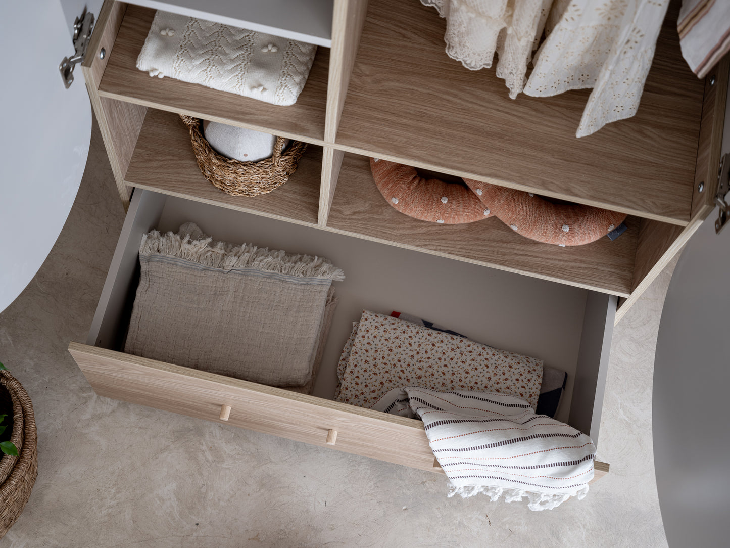 WoodLuck Woodluck Kledingkast Bloom - Cashmere - Decomusy