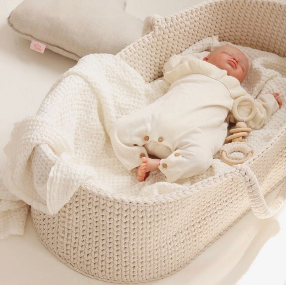 LIL'THINGS Handgemaakt Mozes Mand met Matras "Ecru" - Decomusy