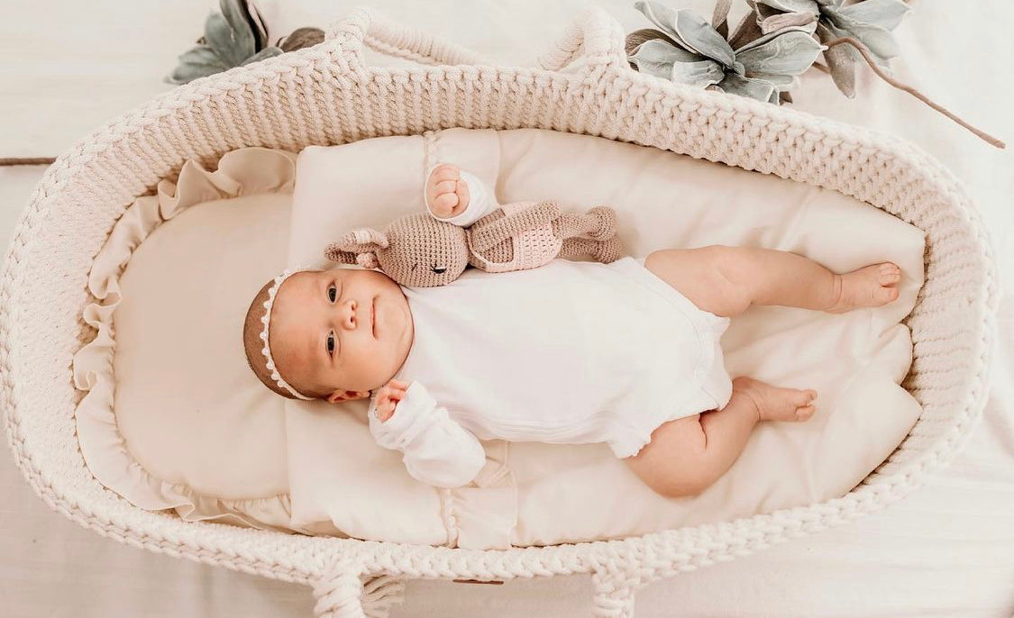 LIL'THINGS Handgemaakt Mozes Mand met Matras "Ecru" - Decomusy