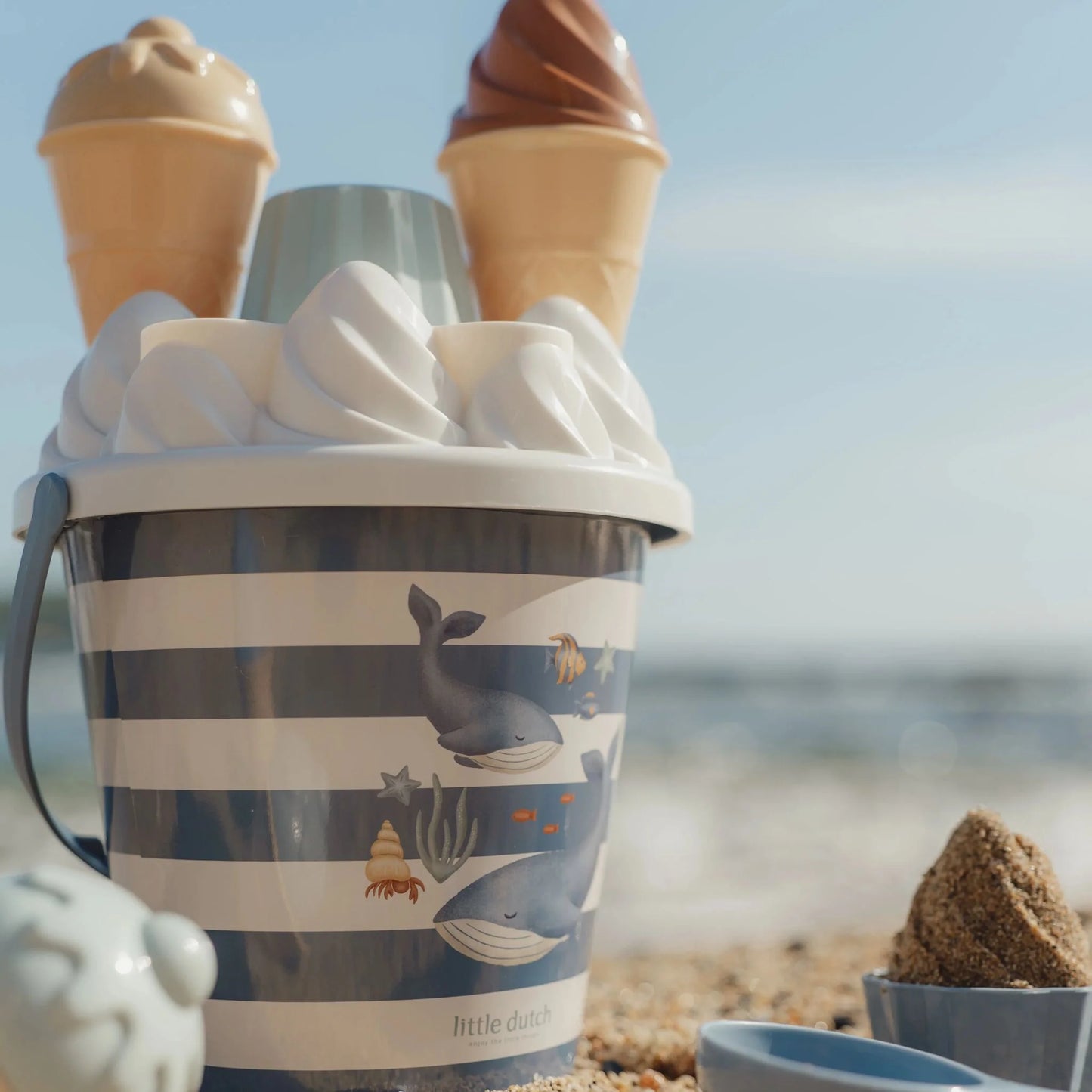 Little Dutch Strandset Ocean World Ijsjes Emmer 14-delig