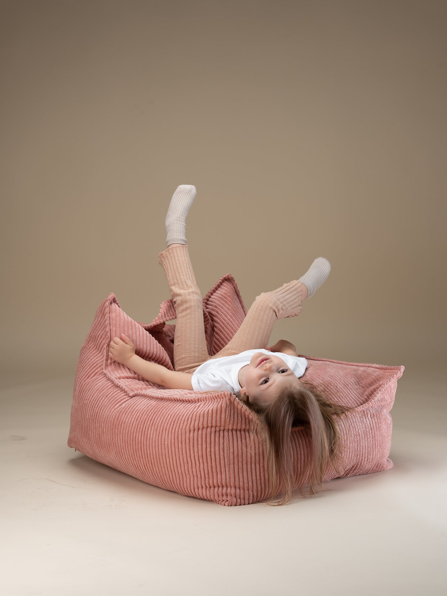 Wigiwama Wigiwama Beanbag Chair - Pink Mousse - Decomusy