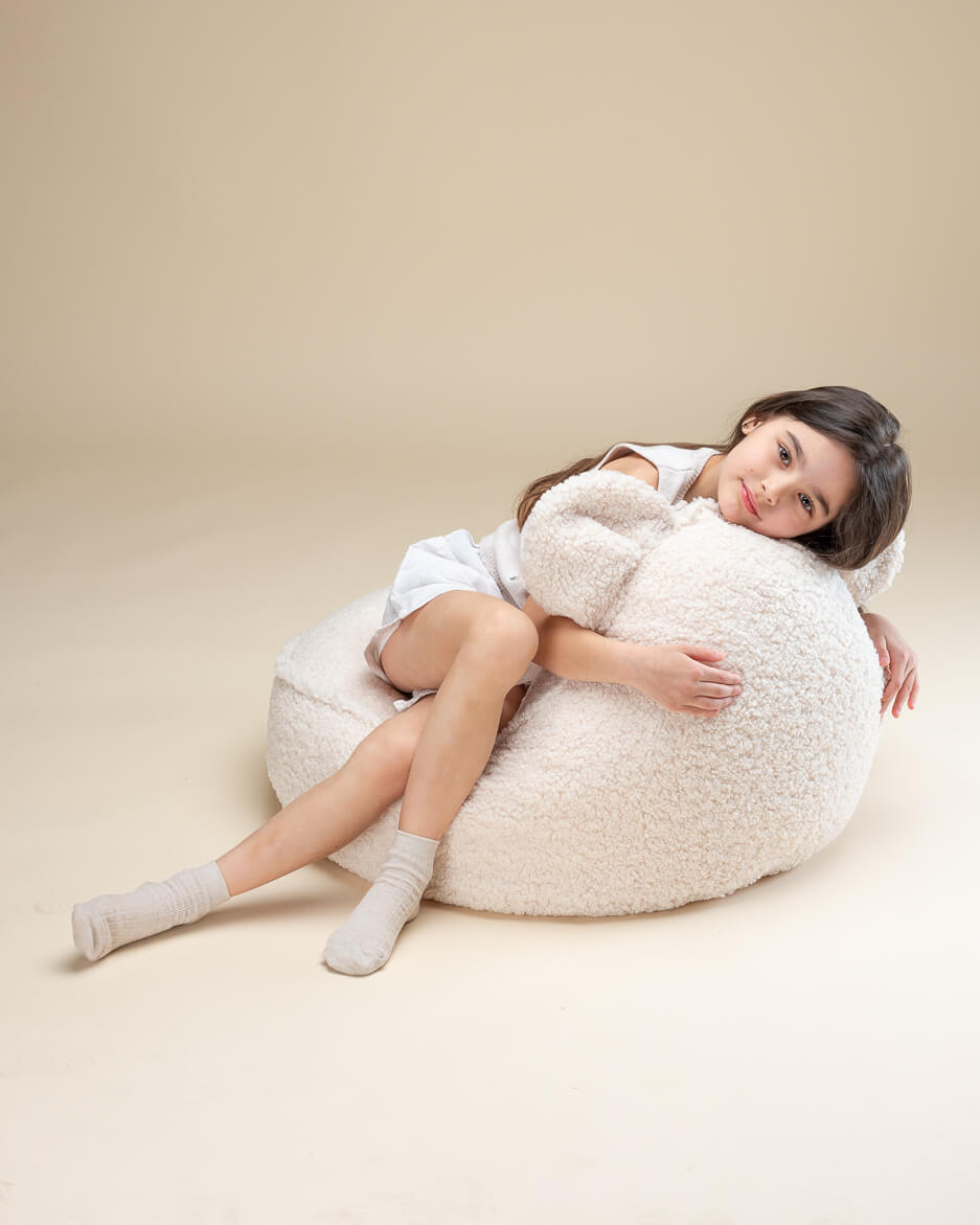 Wigiwama Wigiwama Bear Beanbag Chair Poef - Cream White - Decomusy