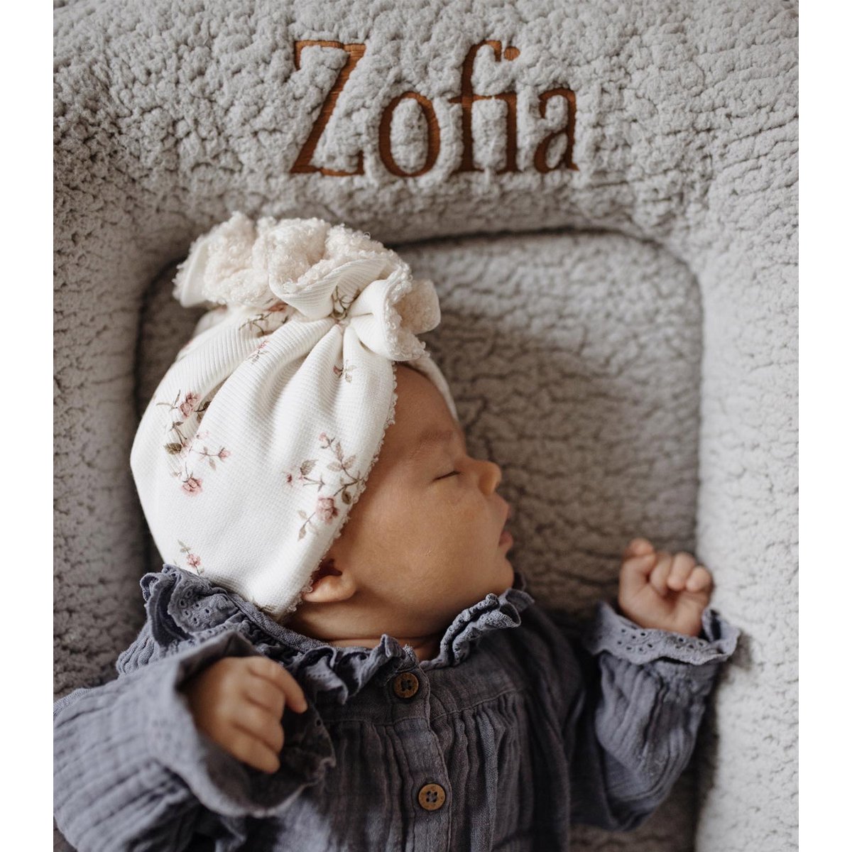 Muzpony Teddy babynest Grijs - met geborduurde naam - Decomusy