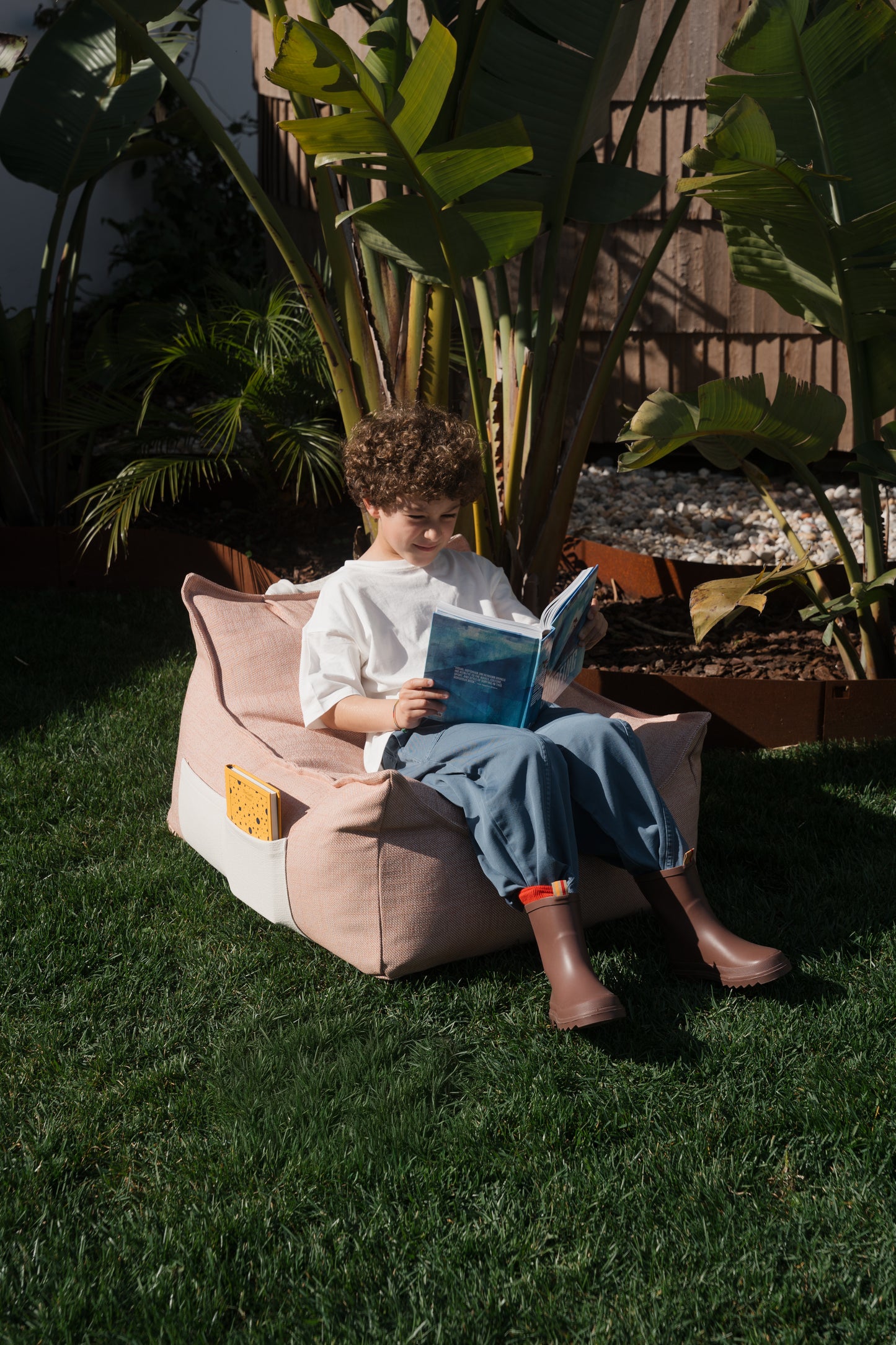 Wigiwama Wigiwama Beanbag Chair Outdoor - Seashell - Decomusy