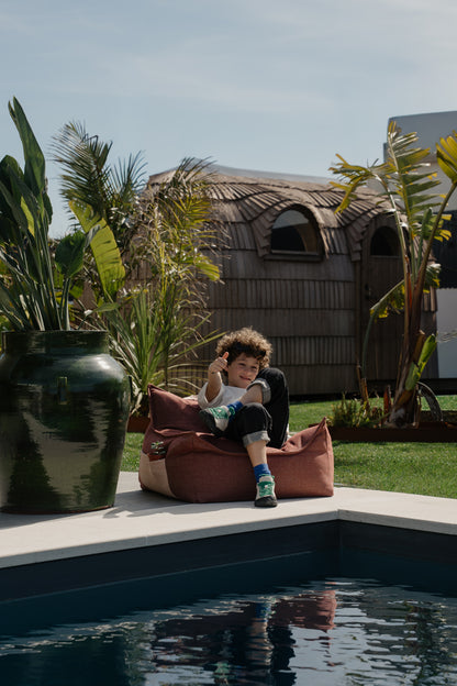 Wigiwama Wigiwama Beanbag Chair Outdoor - Pomegranate - Decomusy