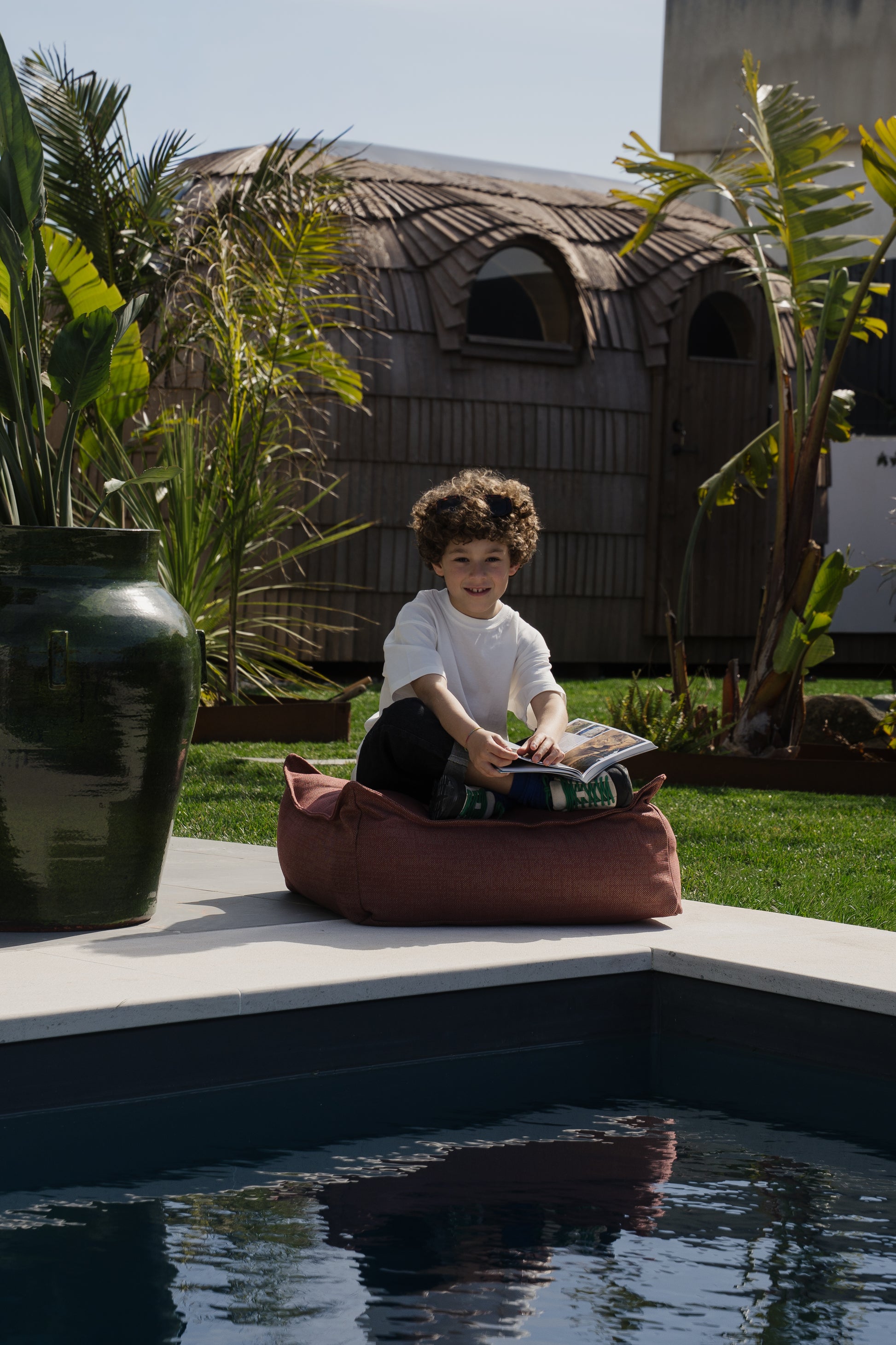 Wigiwama Wigiwama Pouffe Square Ottoman Outdoor - Pomegranate - Decomusy