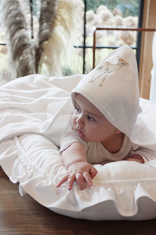Cotton&Sweets Cotton & Sweets Basic Babynest "White" - met Ruches - Decomusy