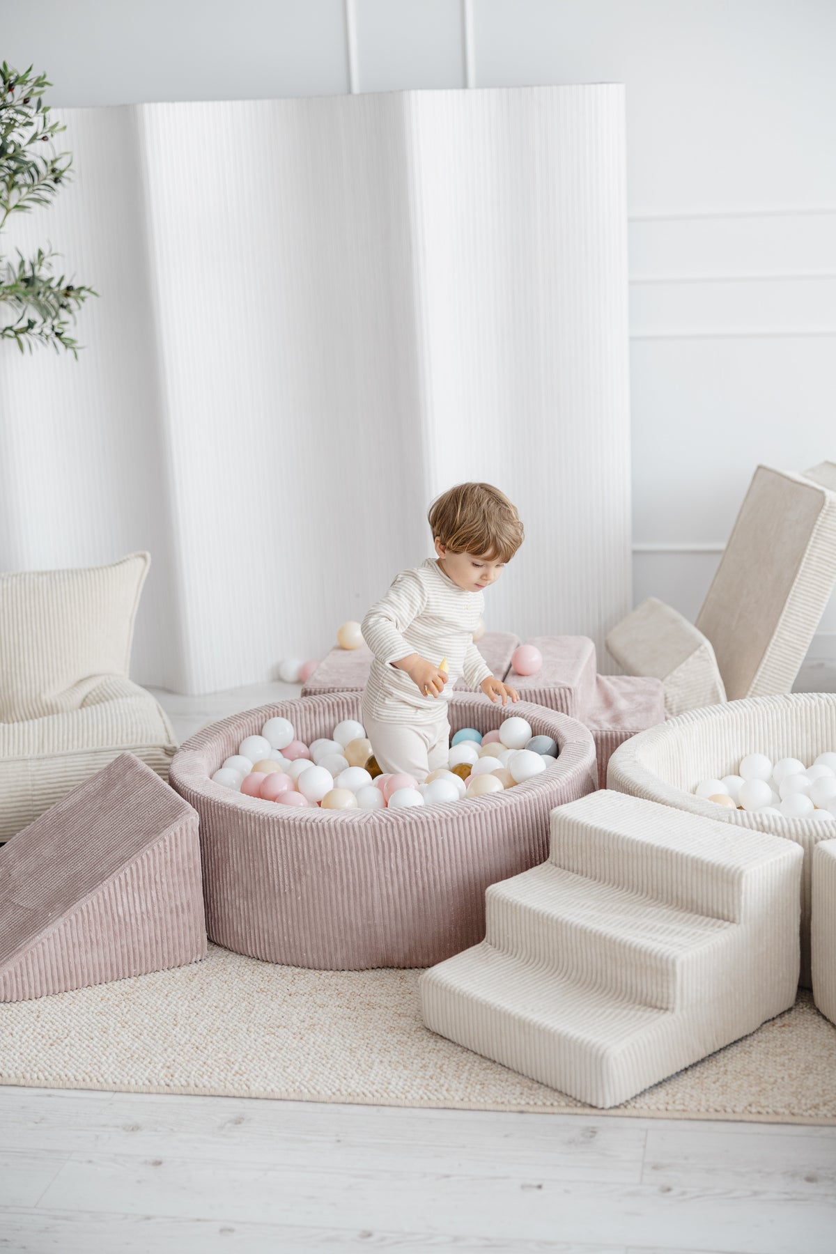 Moje. Foam Speelset 3 elements + Ballenbad 90x30 - Rib Velvet - Dusty Pink
