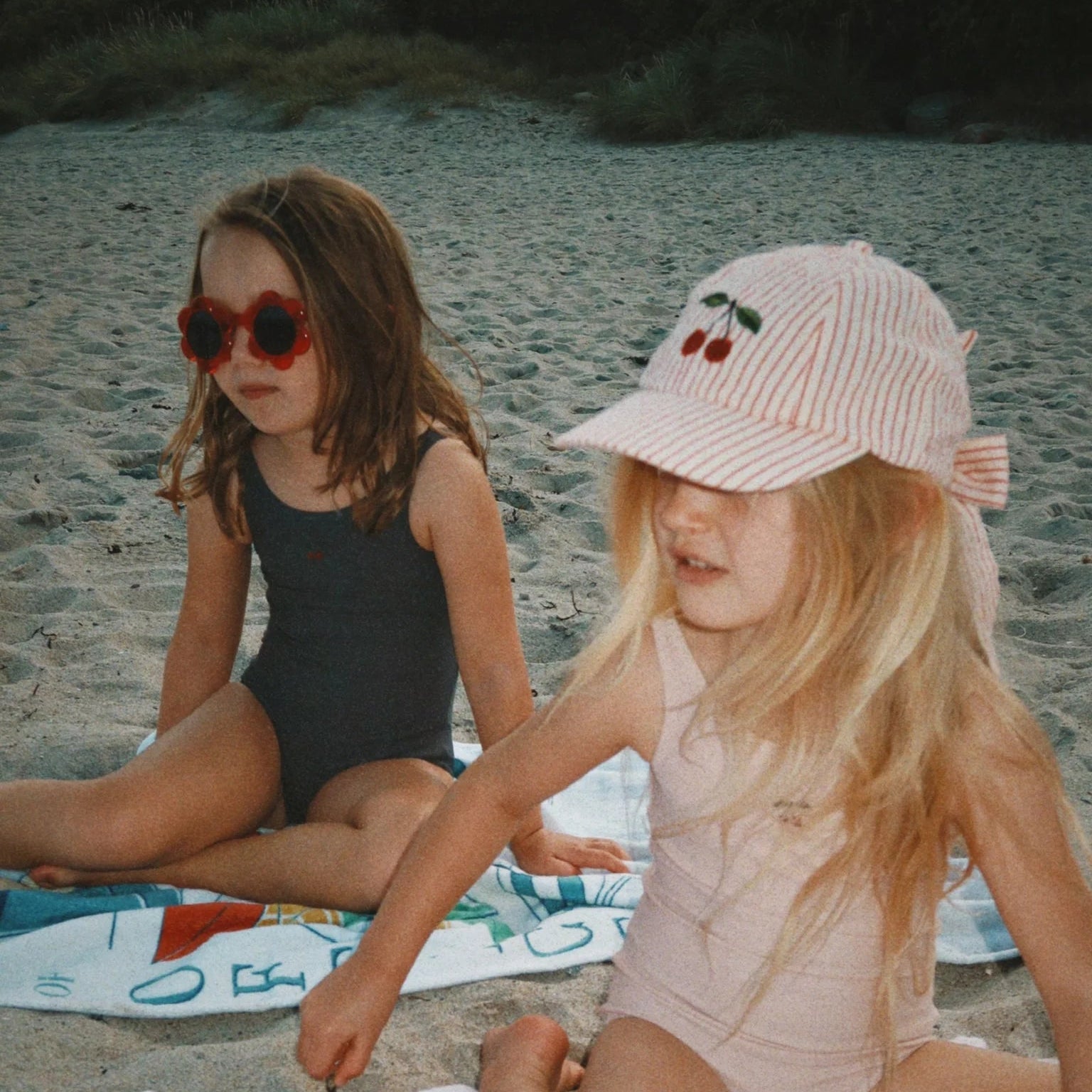 Konges Slojd Konges Slojd Ellie Bow Cap Amour Stripe 2-4 jaar - Decomusy