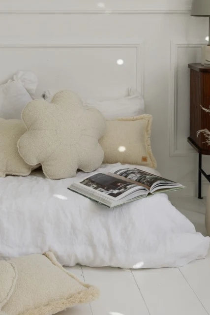 Moi Mili Fluffy Boucle Teddy Flower Kussen
