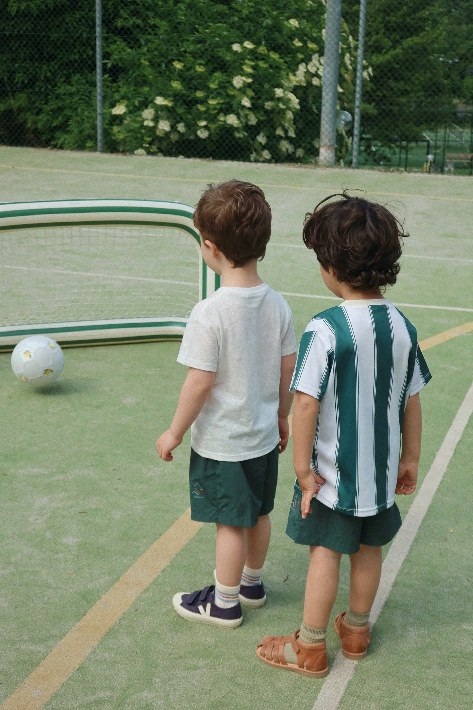 Konges Slojd Konges Slojd Opblaasbaar Voetbaldoel met Bal Green Stripe - Decomusy