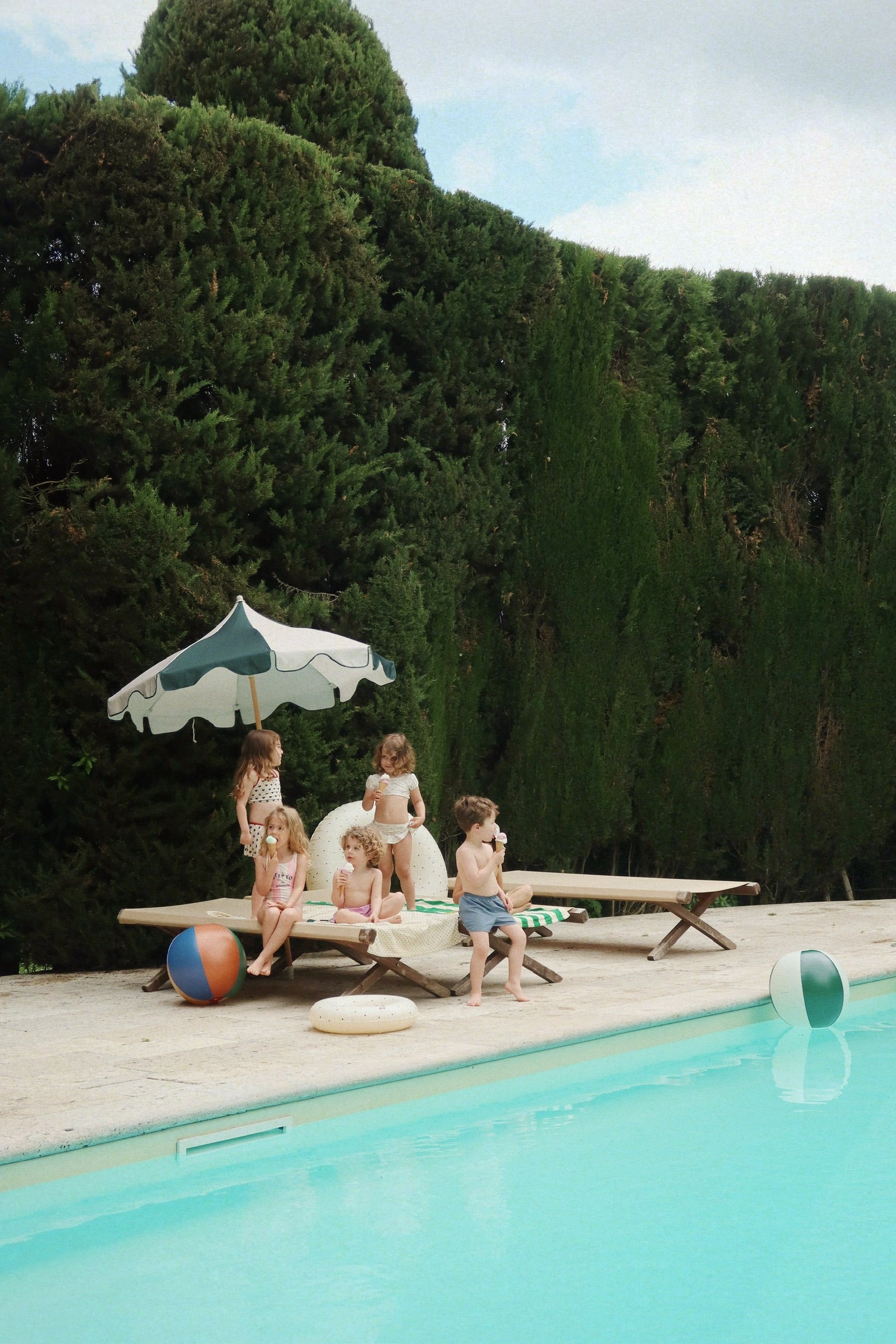 Konges Slojd Konges Sløjd Opblaasbare Strandbal Beach Ball - Multi - Decomusy