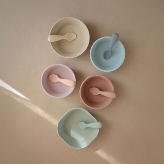 Mushie Mushie Siliconen Starter Baby Spoon Set van 2 - Cambridge Blue / Shifting Sand - Decomusy