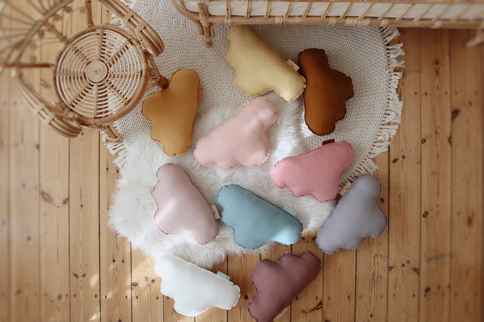 sierkussen Linnen Sierkussen Cloud "Powder Pink" - Decomusy