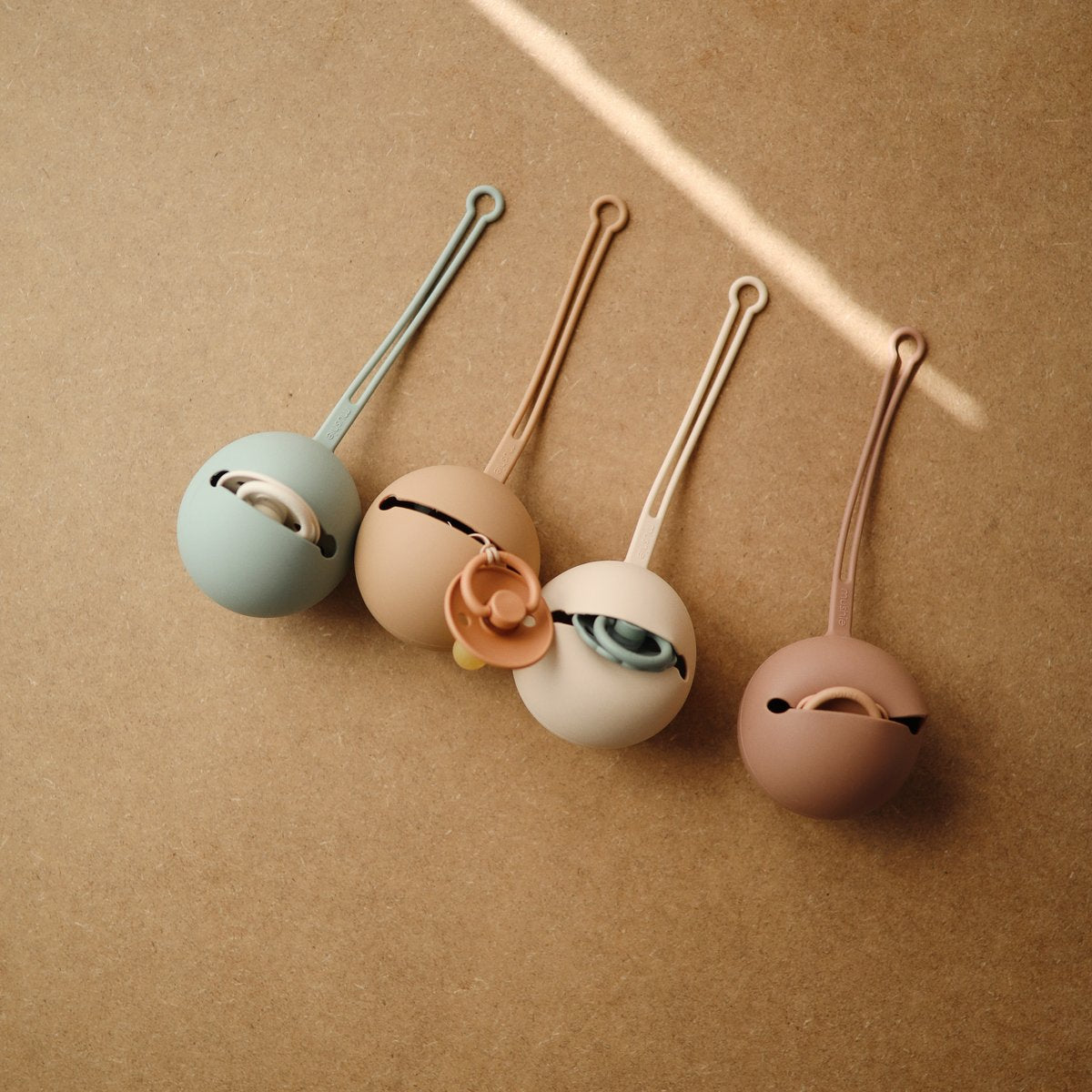 Mushie Mushie Fopspeen Pacifier Case Blush - Decomusy