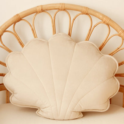 sierkussen XL Velvet Sierkussen Schelp "Cream" - Decomusy